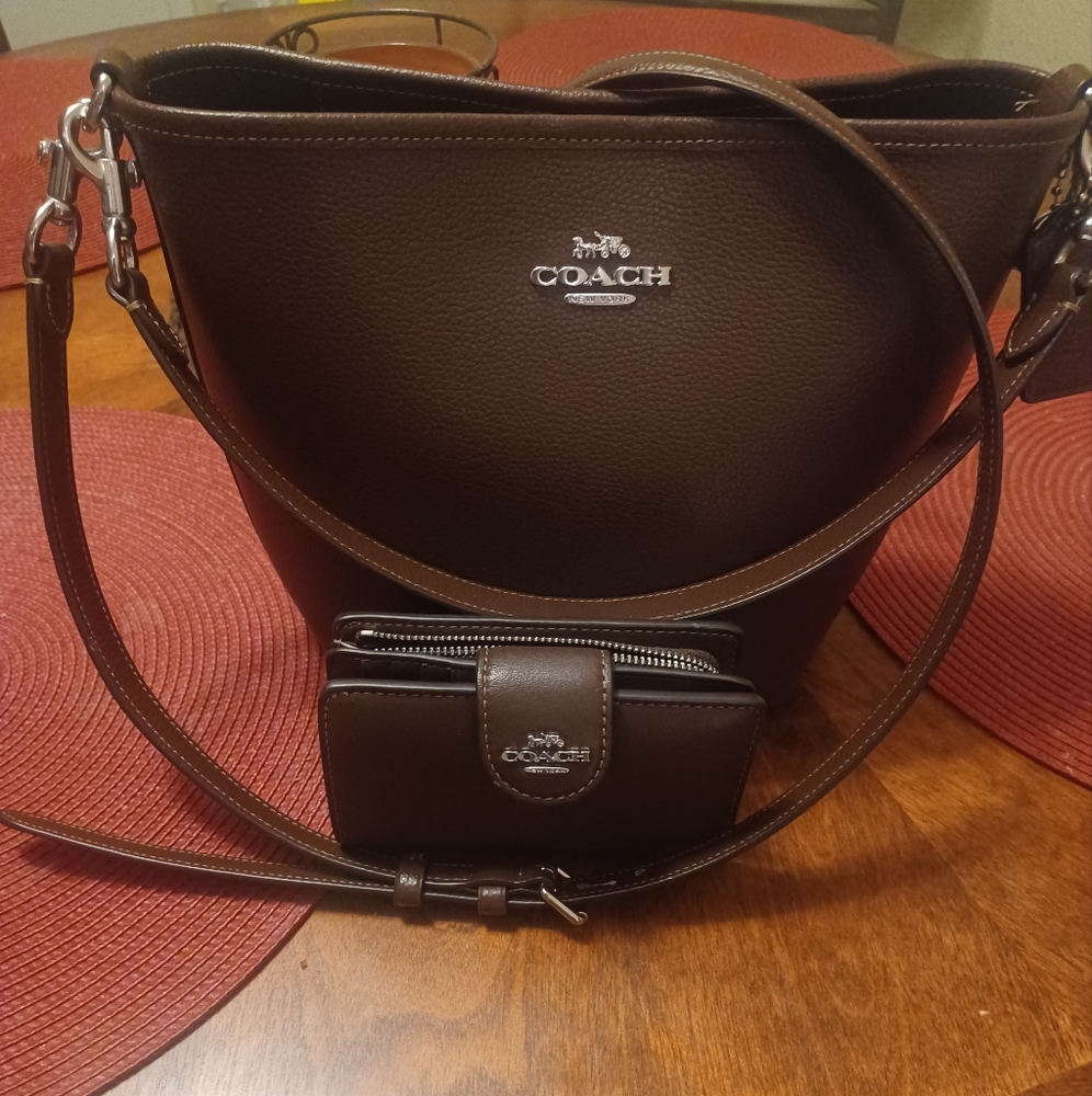 Coach Brown Leather Women's Bag and Wallet Set